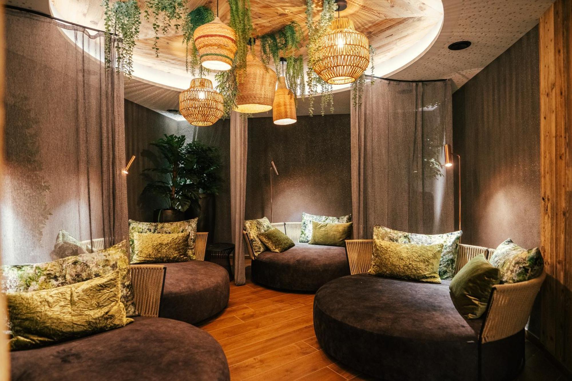 Adler Hotel Wellness&Spa - Andalo Exteriör bild